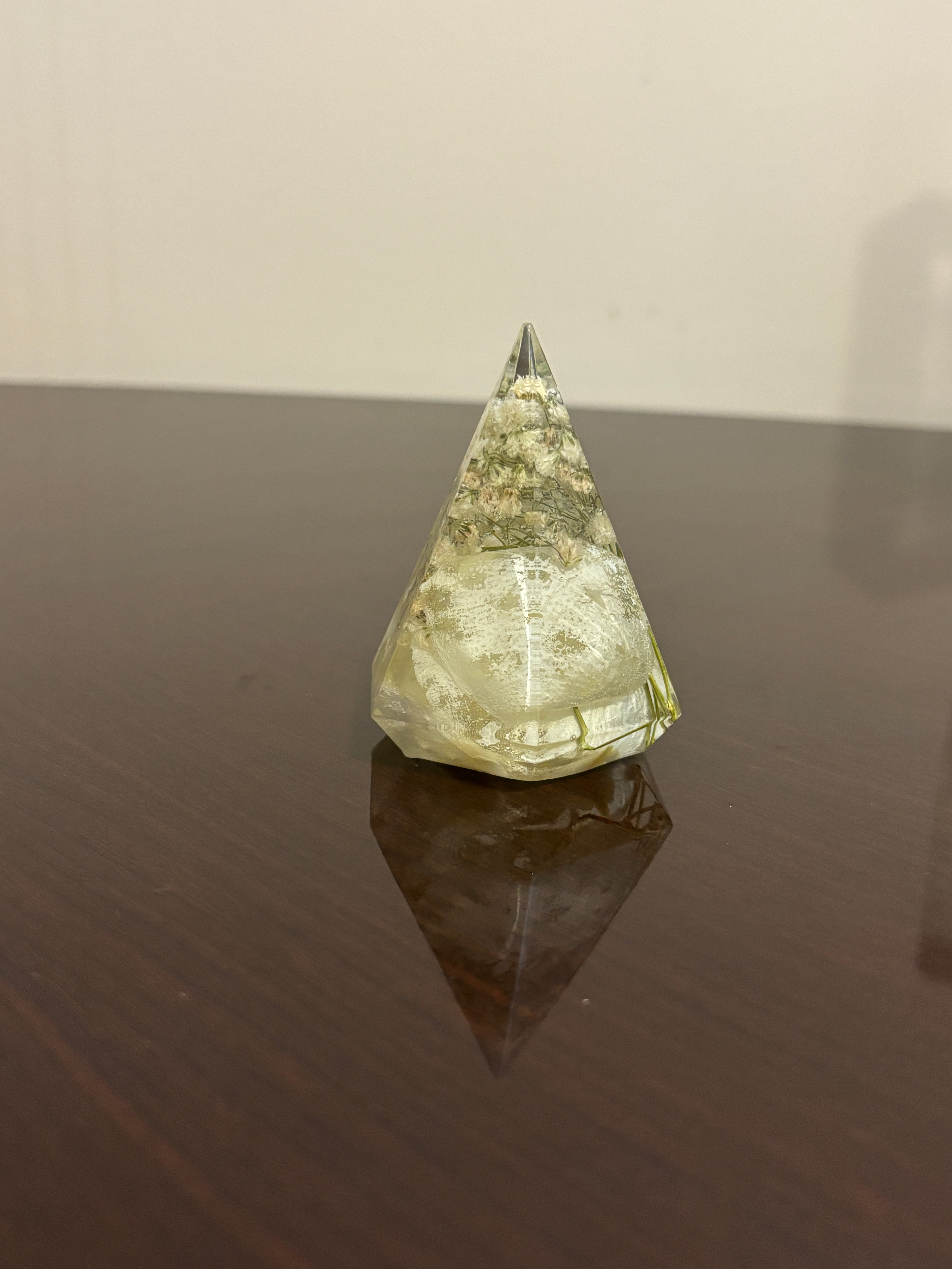 Floral Resin Ring Holder - Hexagon Ring Cone for Wedding & Engagement Rings - Custom Dried Flower Preservation Keepsake