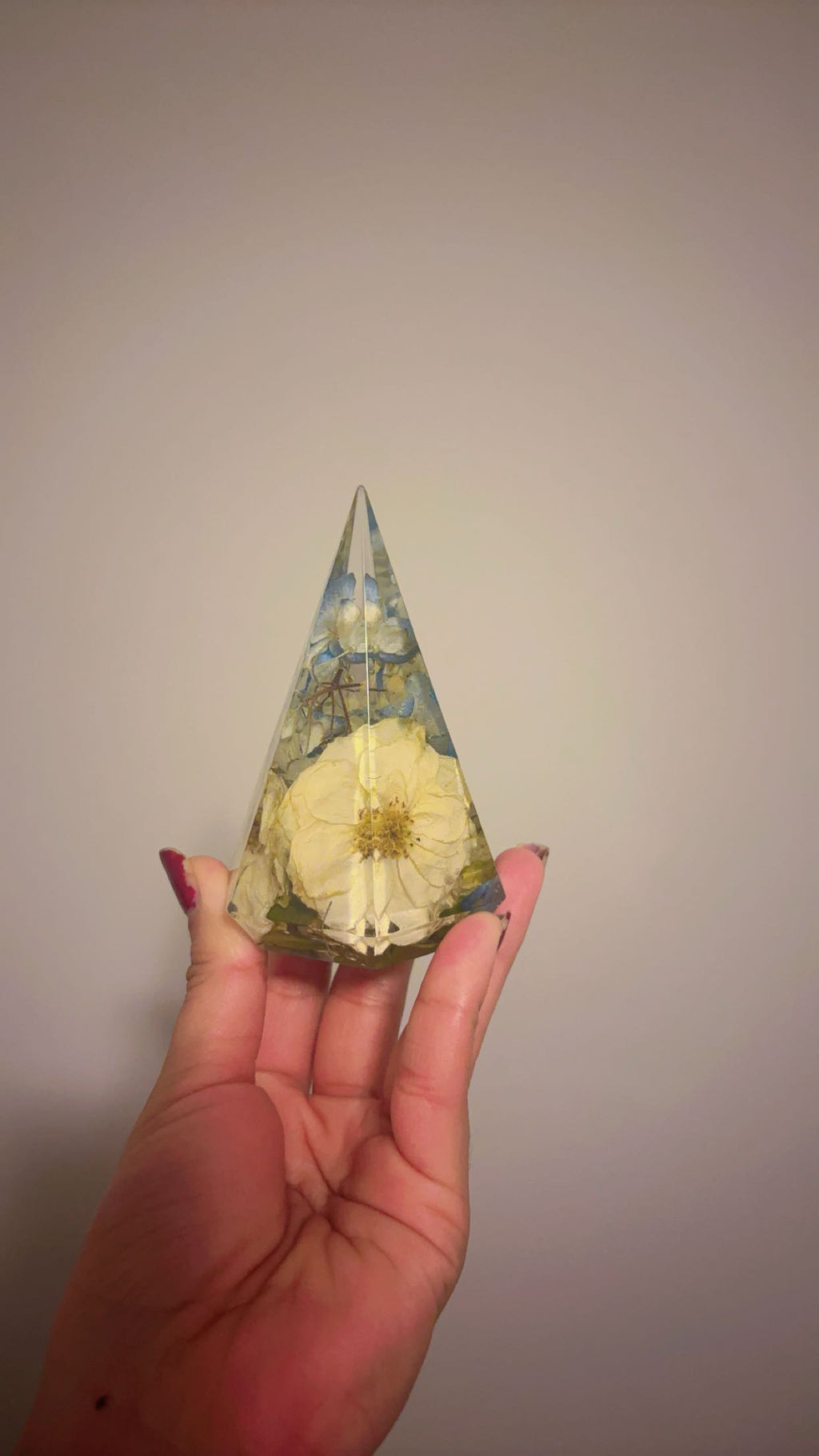 Floral Resin Ring Holder - Hexagon Ring Cone for Wedding & Engagement Rings - Custom Dried Flower Preservation Keepsake