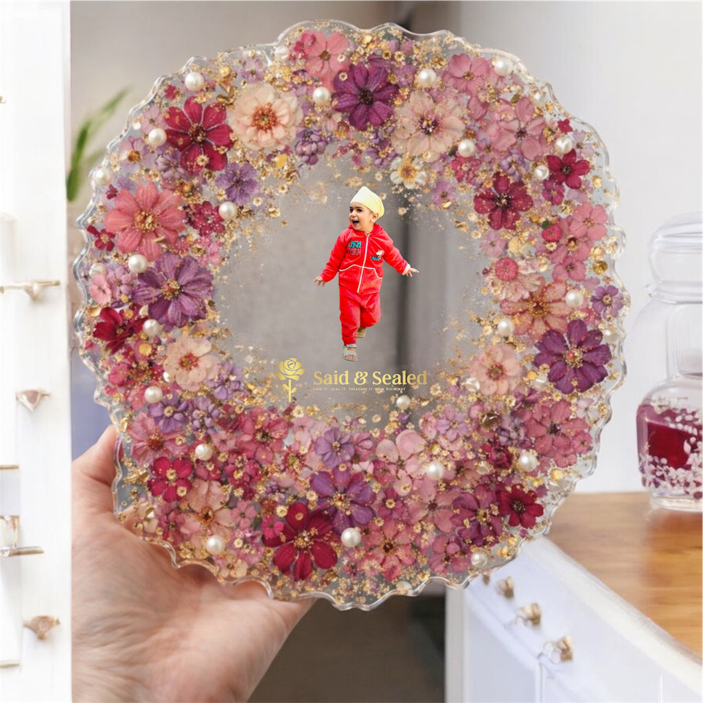 Custom Uneven Round Resin Frame with Preserved Flowers | Wedding, Anniversary & Memorial Keepsake