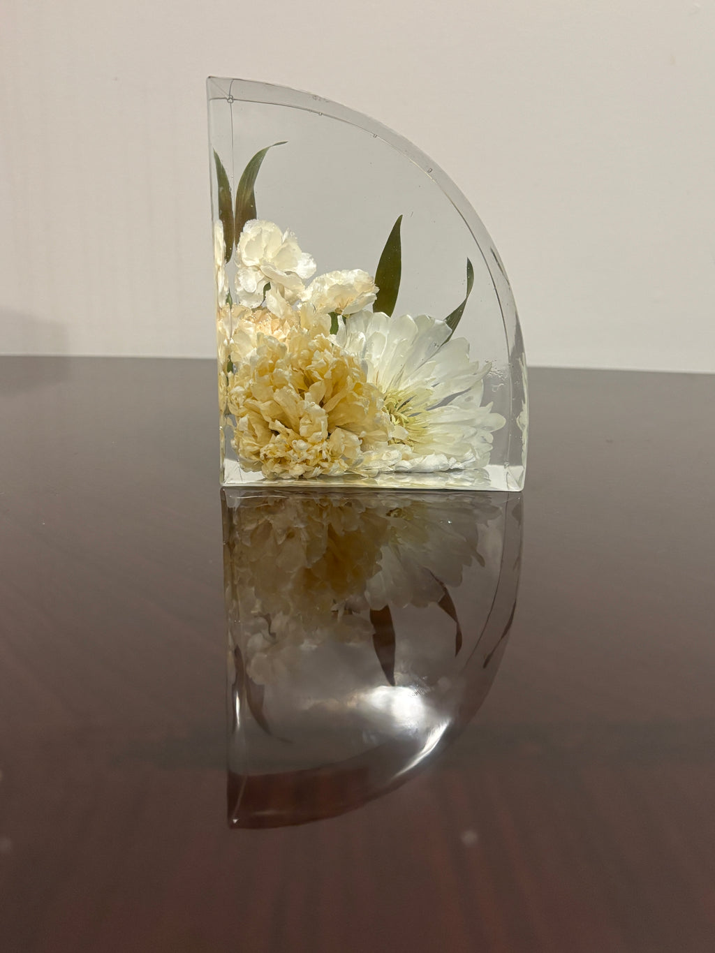 Handmade Floral Resin Bookends with Preserved Flowers – Clear Decorative Book Ends