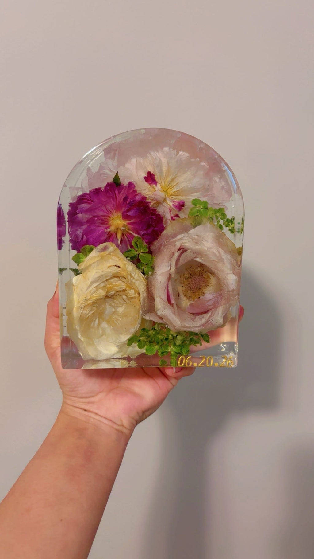 Resin Arch - Preserve your wedding bouquets into beautiful Arch shape (Two sizes available)