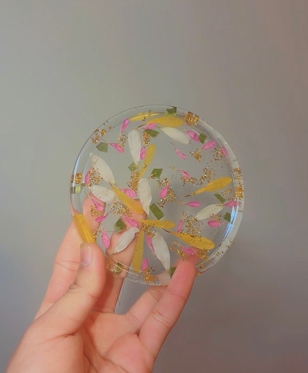 Flower preservation in Resin jewelry tray