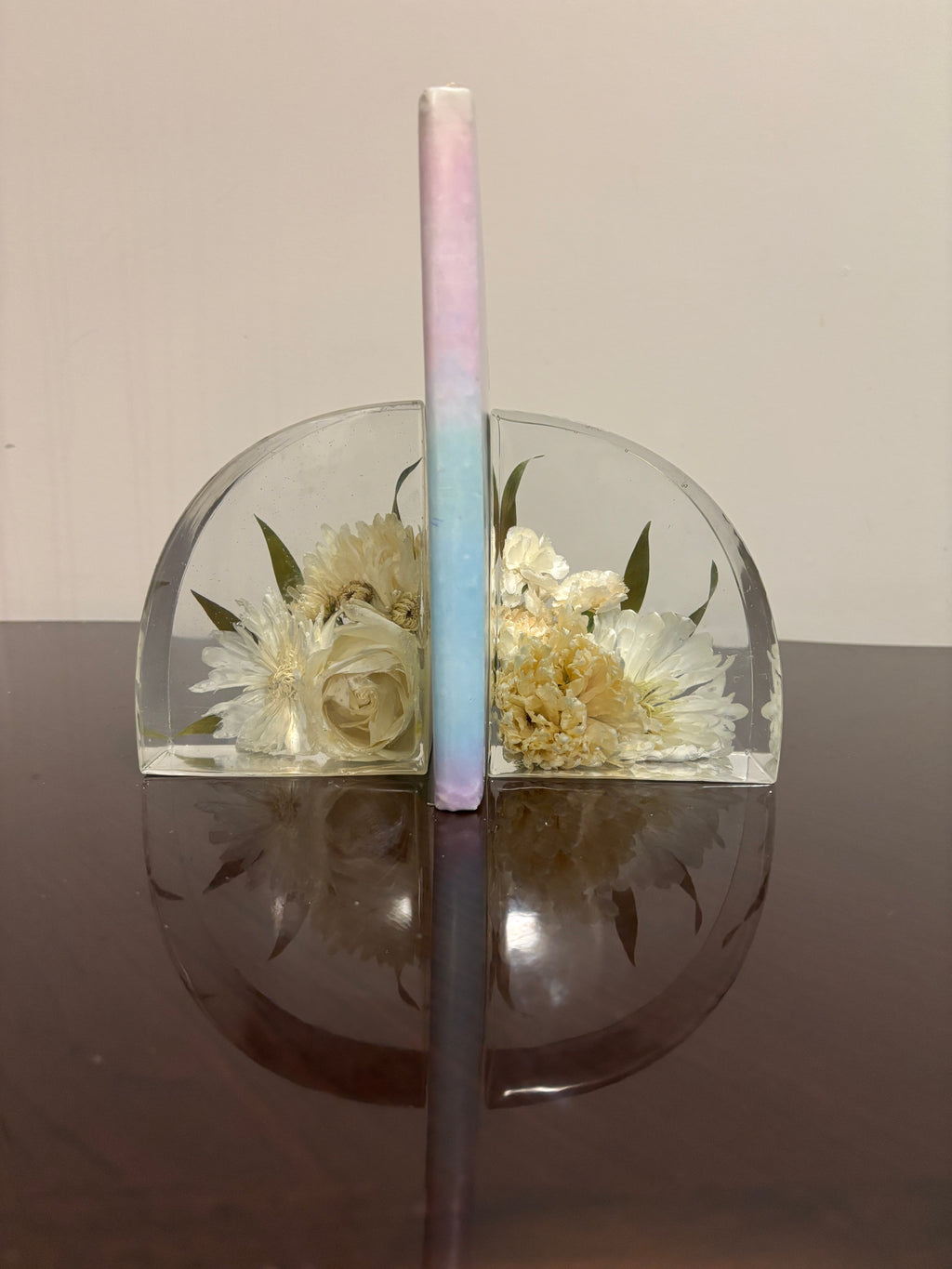 Handmade Floral Resin Bookends with Preserved Flowers – Clear Decorative Book Ends