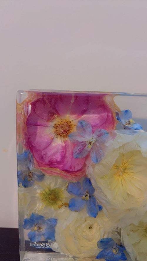 Custom Flower Preservation Resin Block – Real Preserved Flowers in Crystal Clear Keepsake for Wedding, Anniversary, Memorial