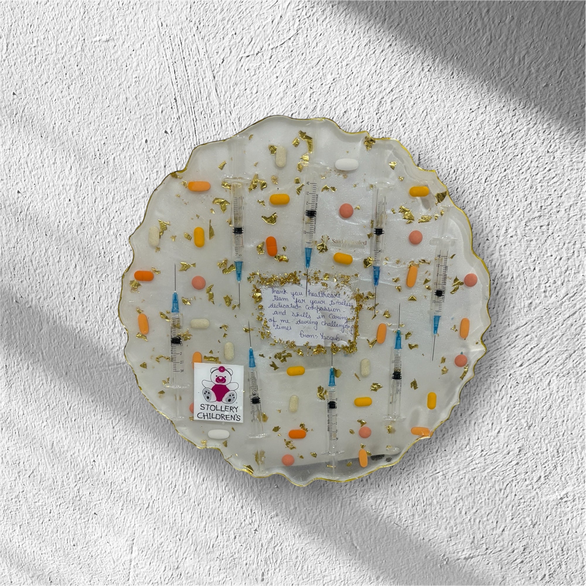 Custom Uneven Round Resin Frame with Preserved Flowers | Wedding, Anniversary & Memorial Keepsake
