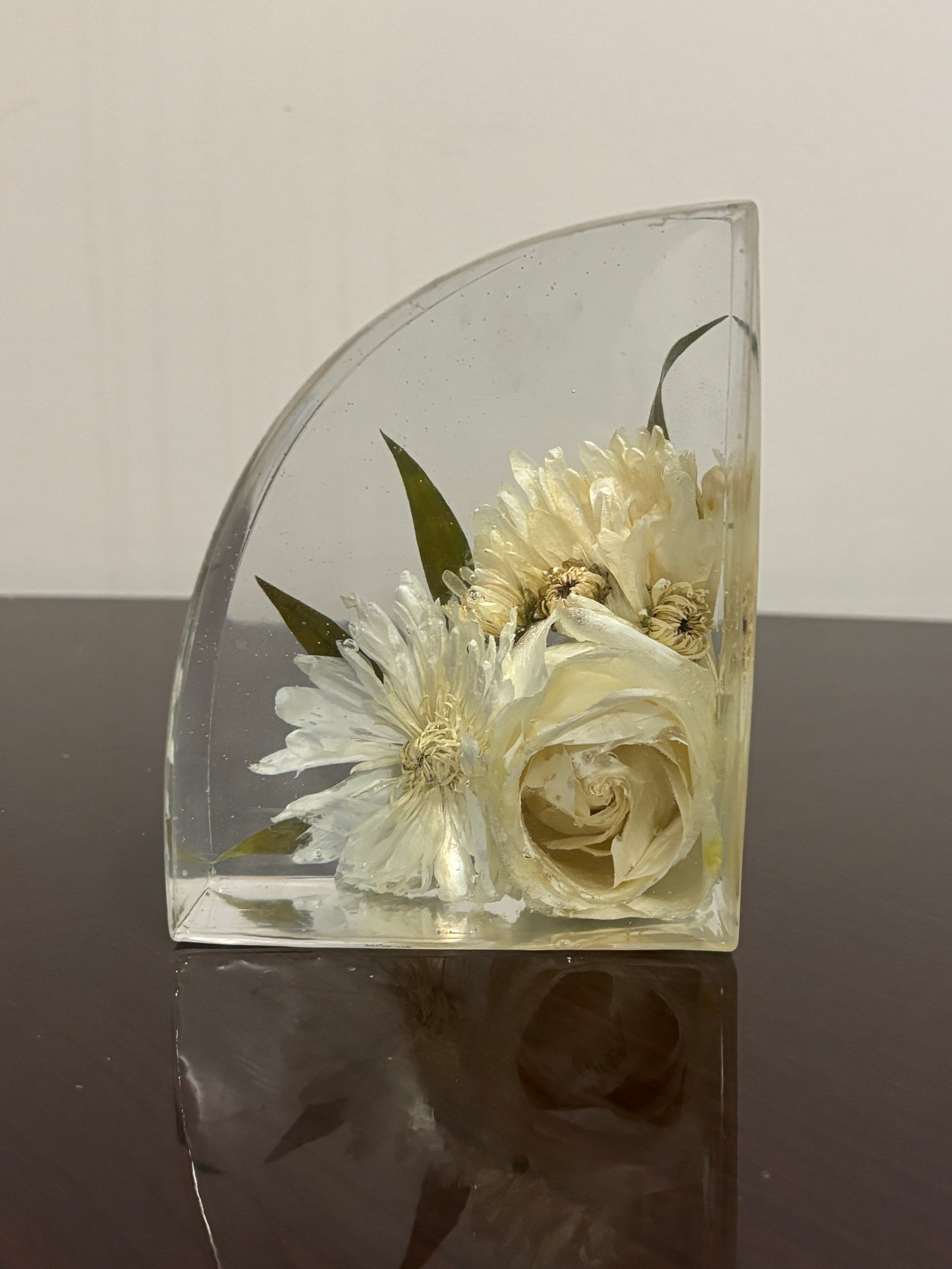 Handmade Floral Resin Bookends with Preserved Flowers – Clear Decorative Book Ends