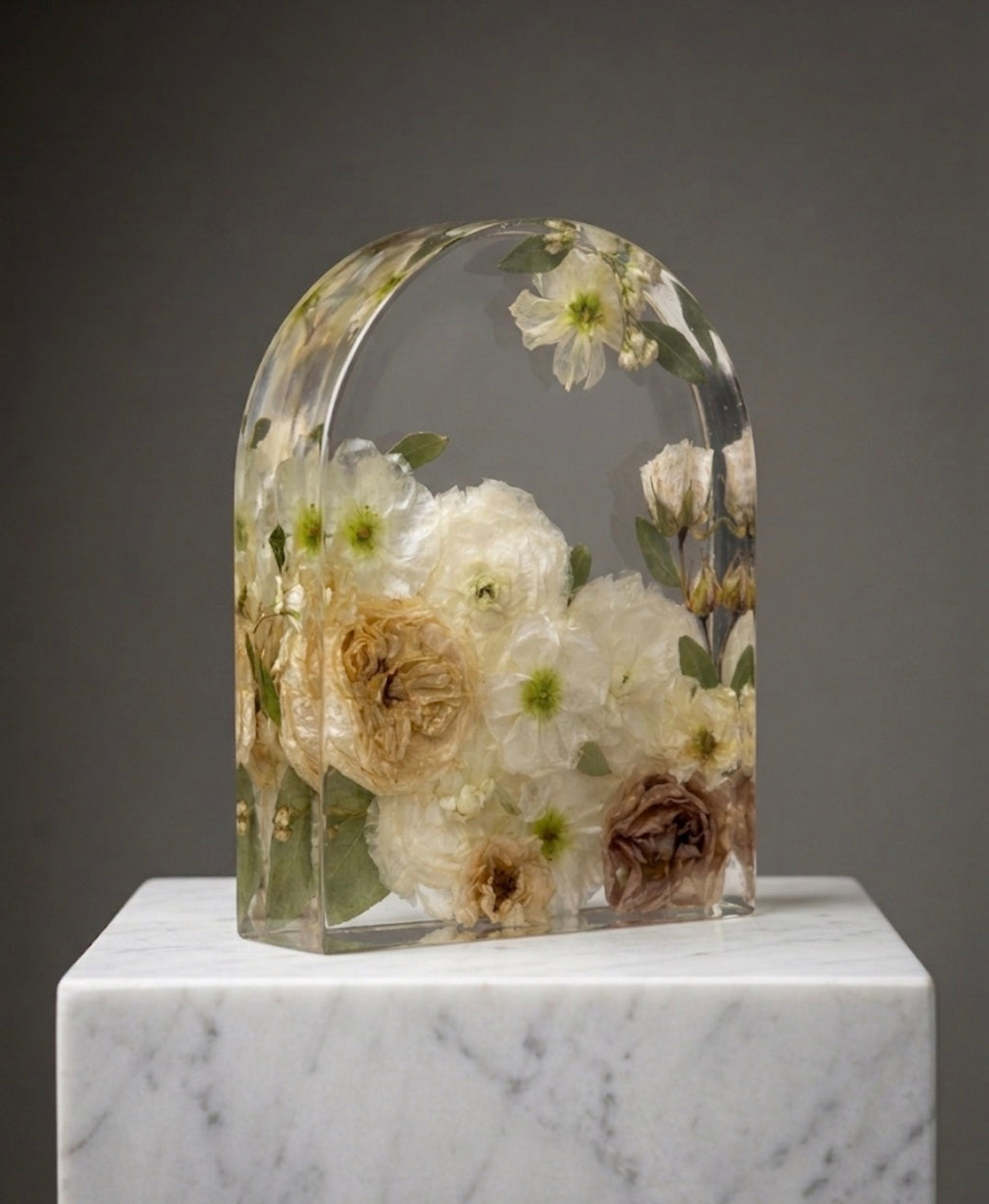 Freestanding arch shaped resin flower block featuring preserved 3D bridal flowers 
