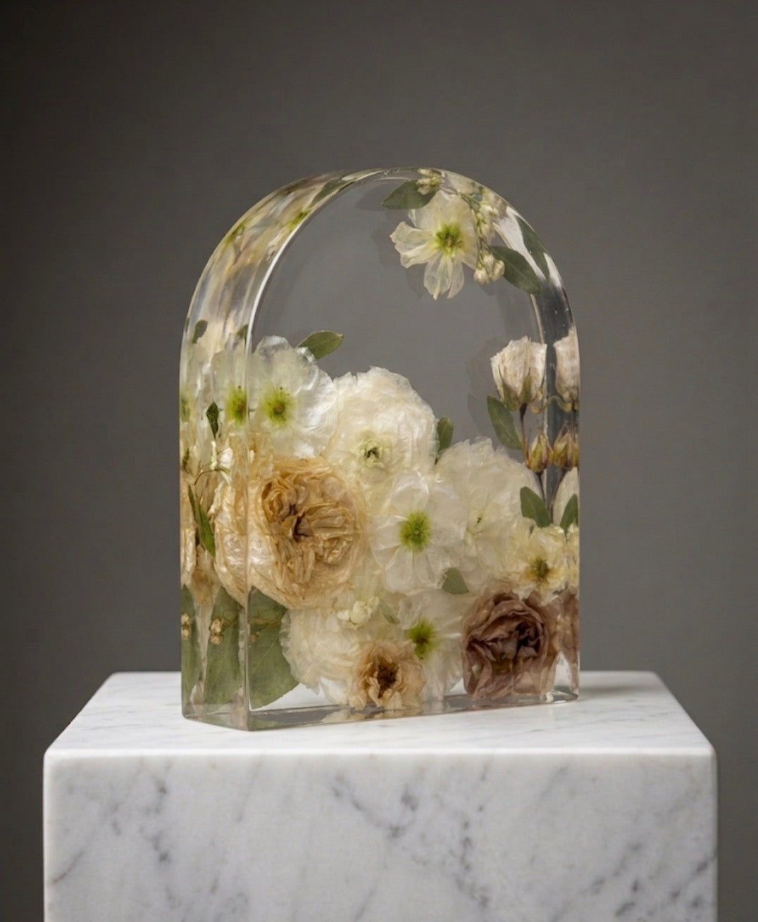 Freestanding arch shaped resin flower block featuring preserved 3D bridal flowers 
