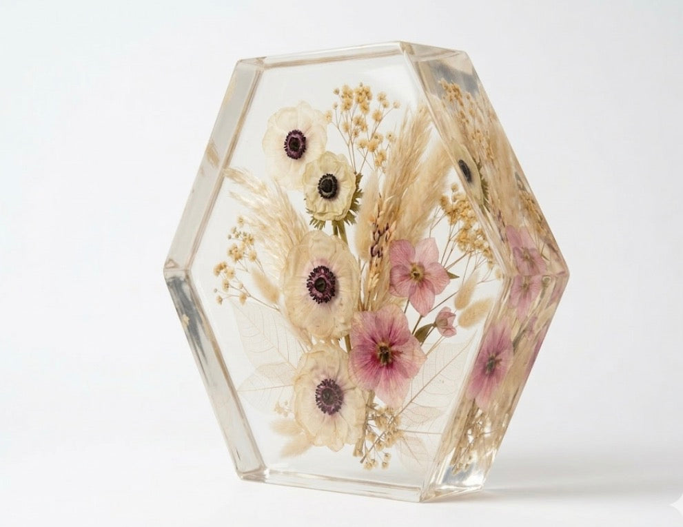wedding flowers preservation in resin, beautiful memorial art keepsake - Made in Calgary and shipping across Canada and USA
