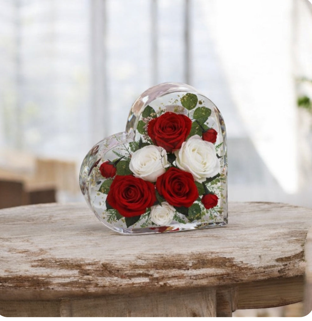 Custom Heart Resin Flower Preservation – Keep Your Special Moments Forever
