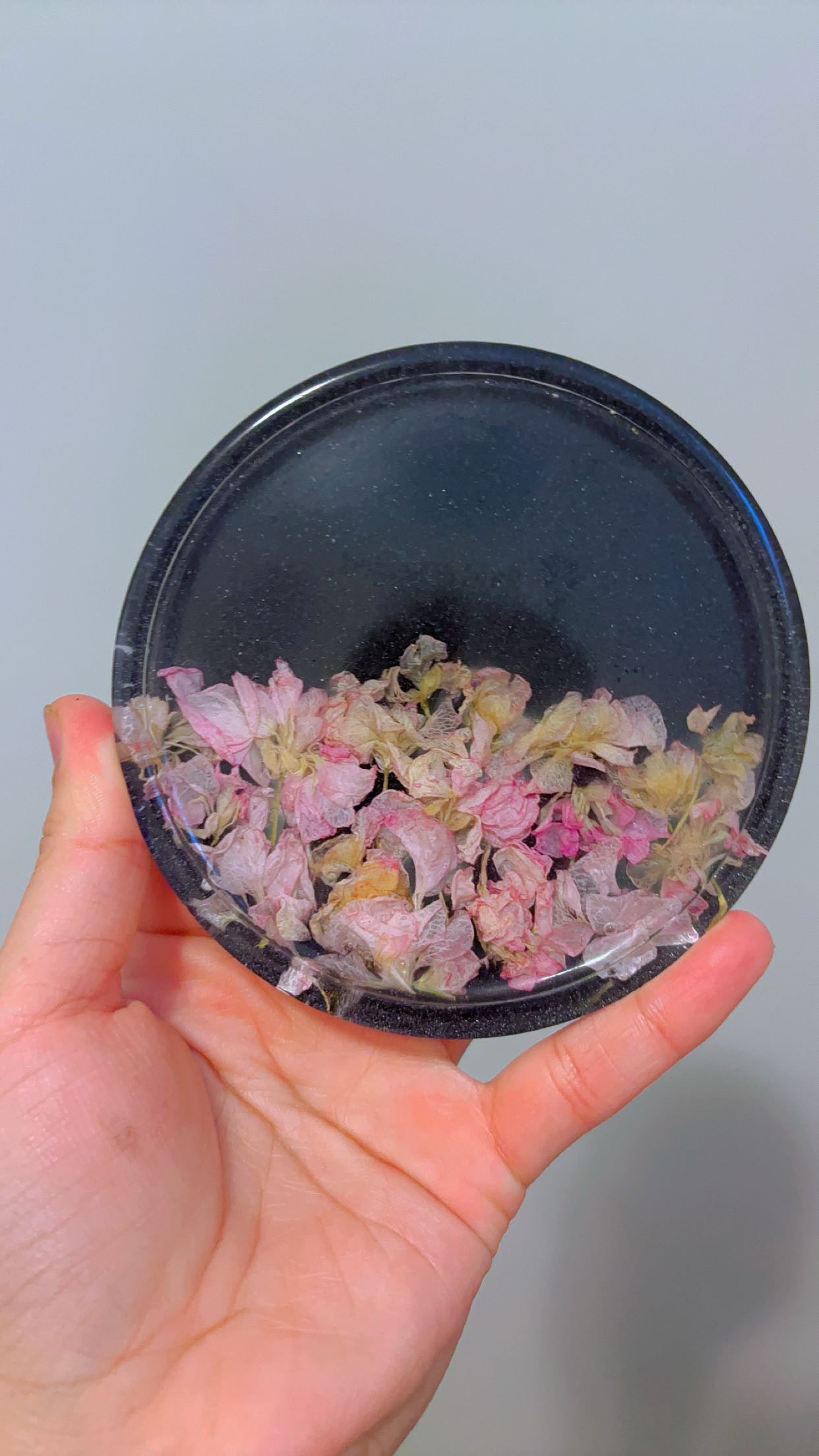 Flower preservation in Resin jewelry tray