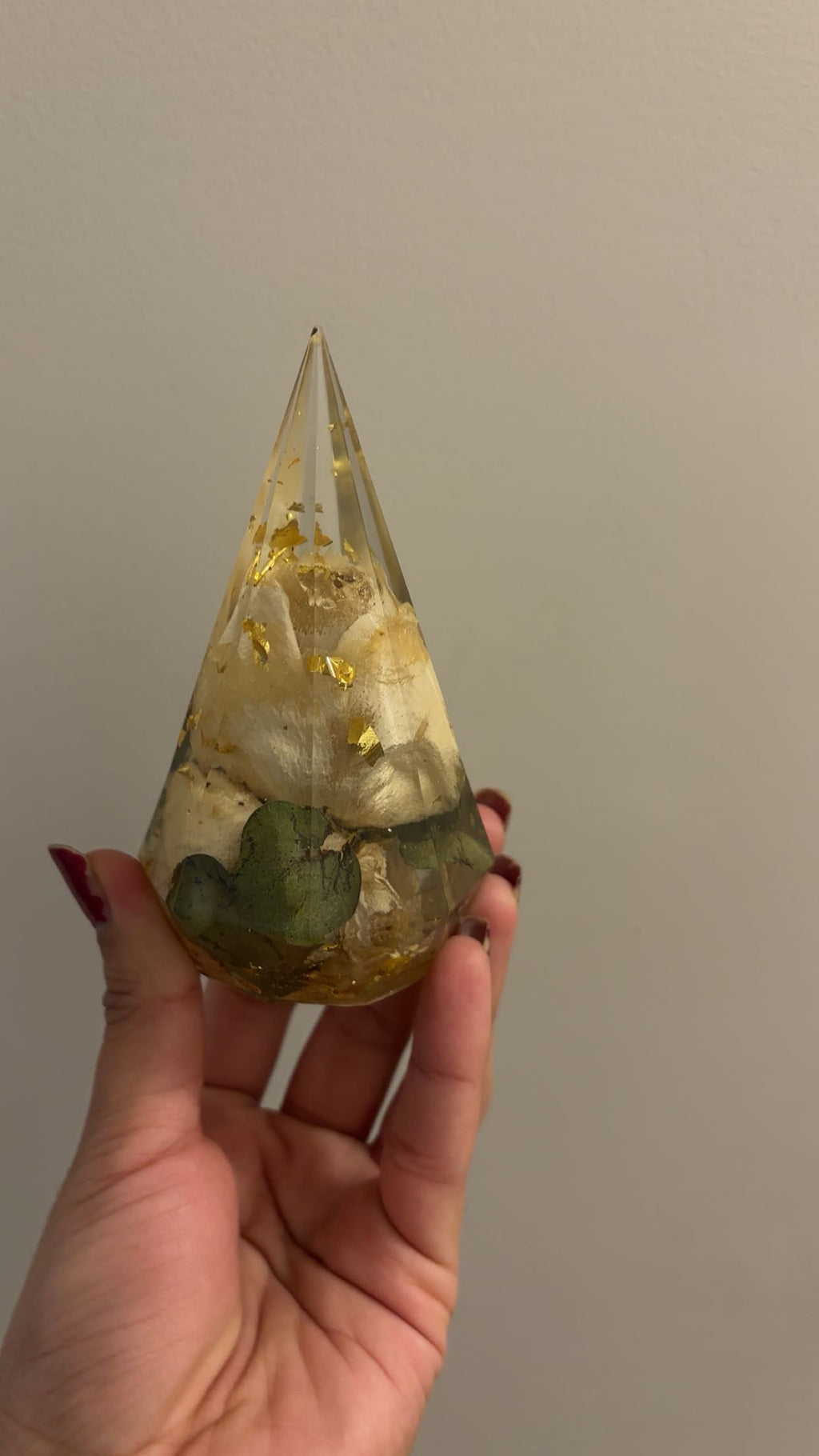 Floral Resin Ring Holder - Hexagon Ring Cone for Wedding & Engagement Rings - Custom Dried Flower Preservation Keepsake