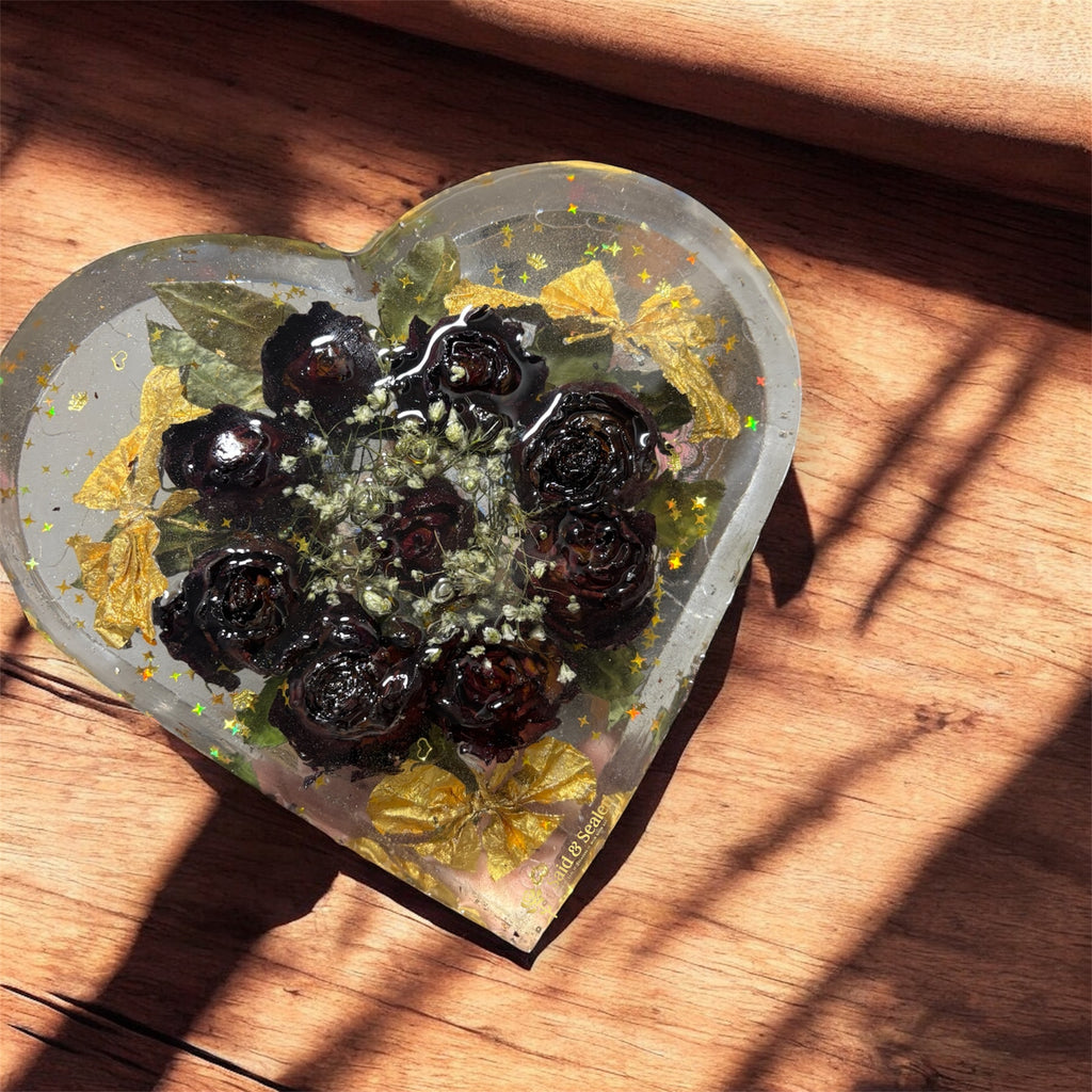 Custom Heart Resin Flower Preservation – Keep Your Special Moments Forever