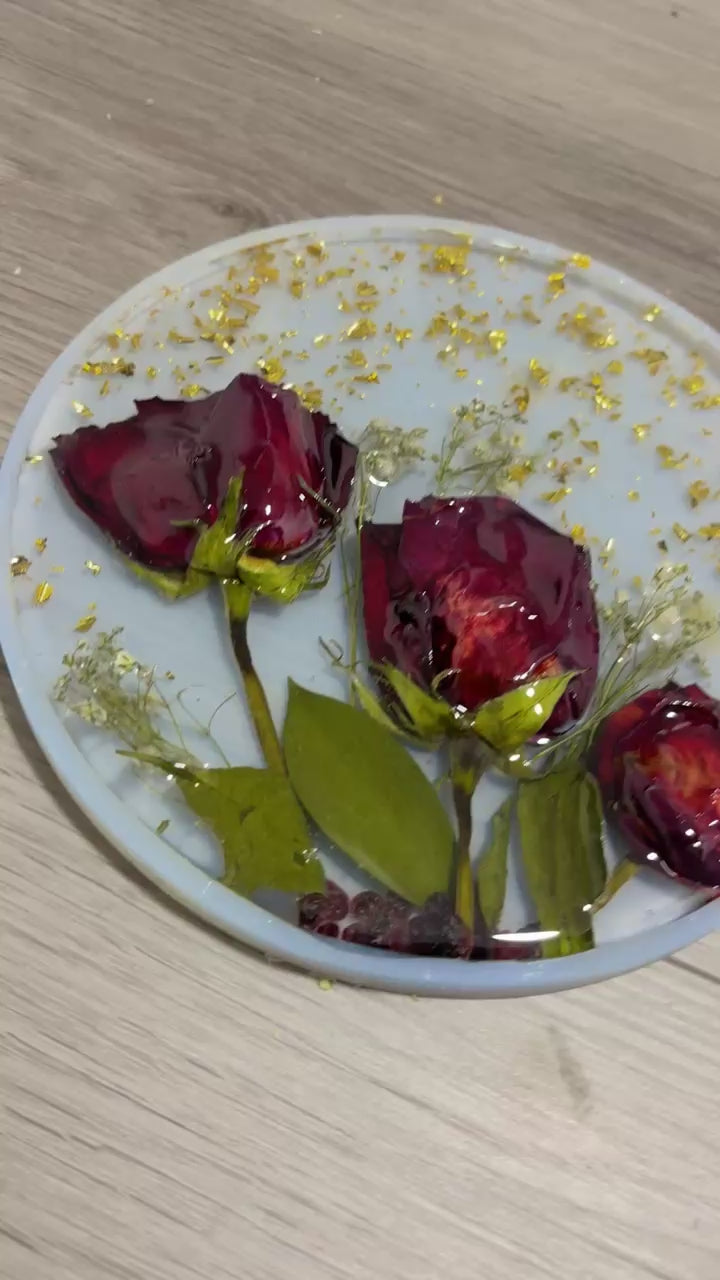 Preserved Rose in Resin – 7 Inch Round frame | Wedding & Anniversary Flower Preservation Keepsake