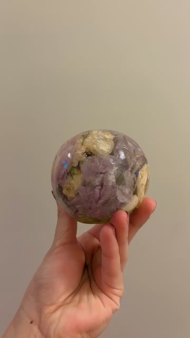 Wedding Flower Preservation Sphere | Custom Bridal Resin Art⁠