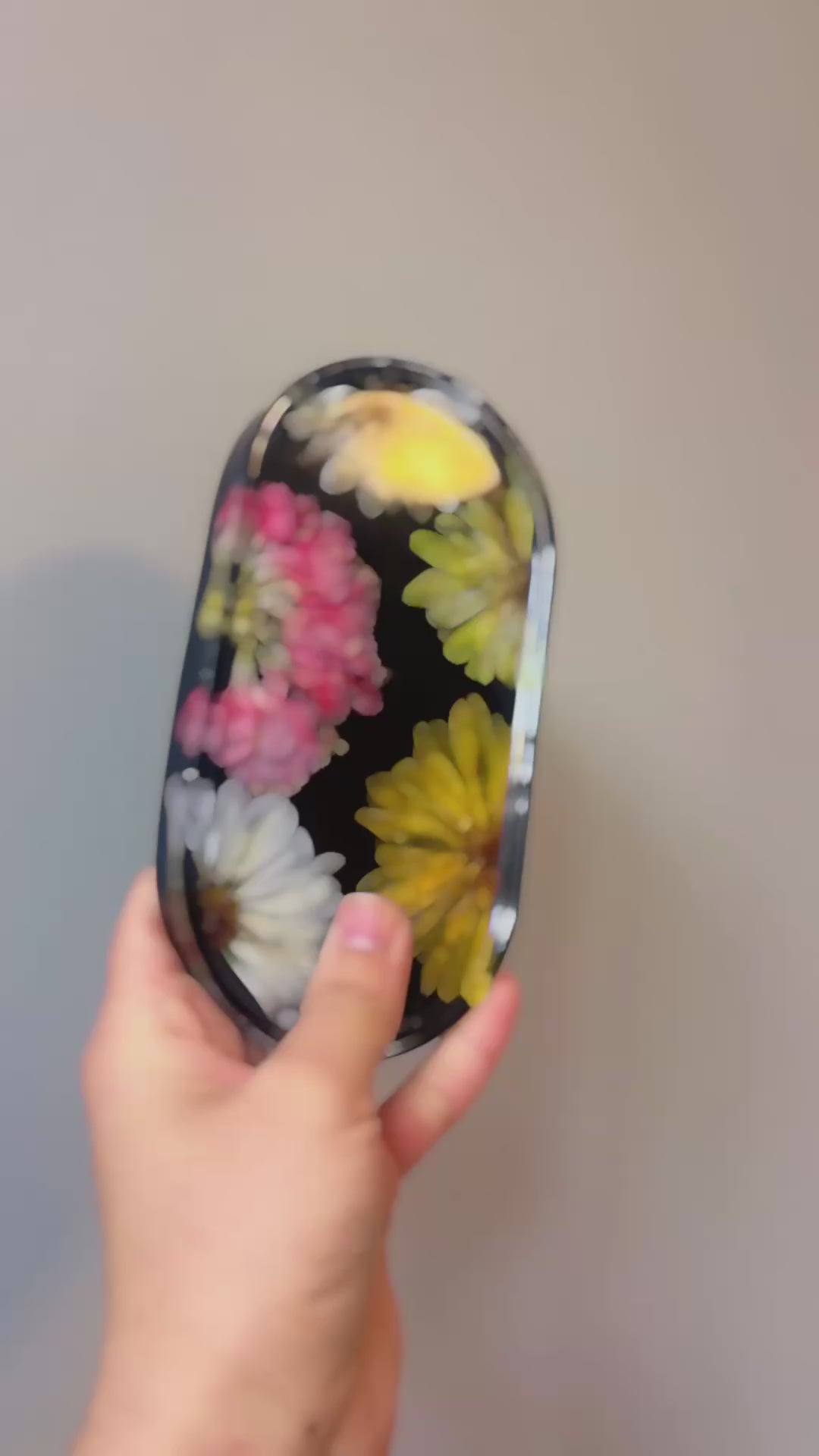 Flower preservation in Resin jewelry tray