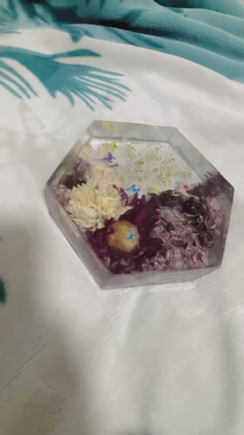 Handmade Hexagon Resin Flower Keepsake – Bouquet Preservation Art