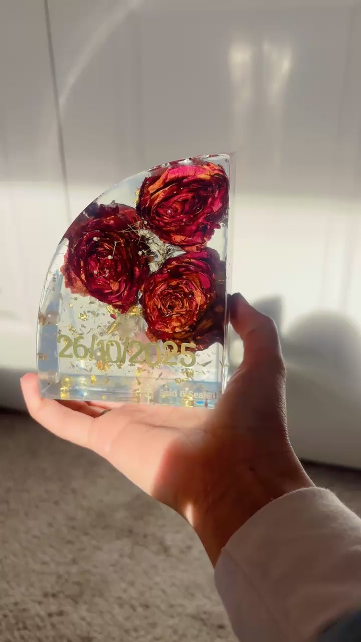 Handmade Floral Resin Bookends with Preserved Flowers – Clear Decorative Book Ends